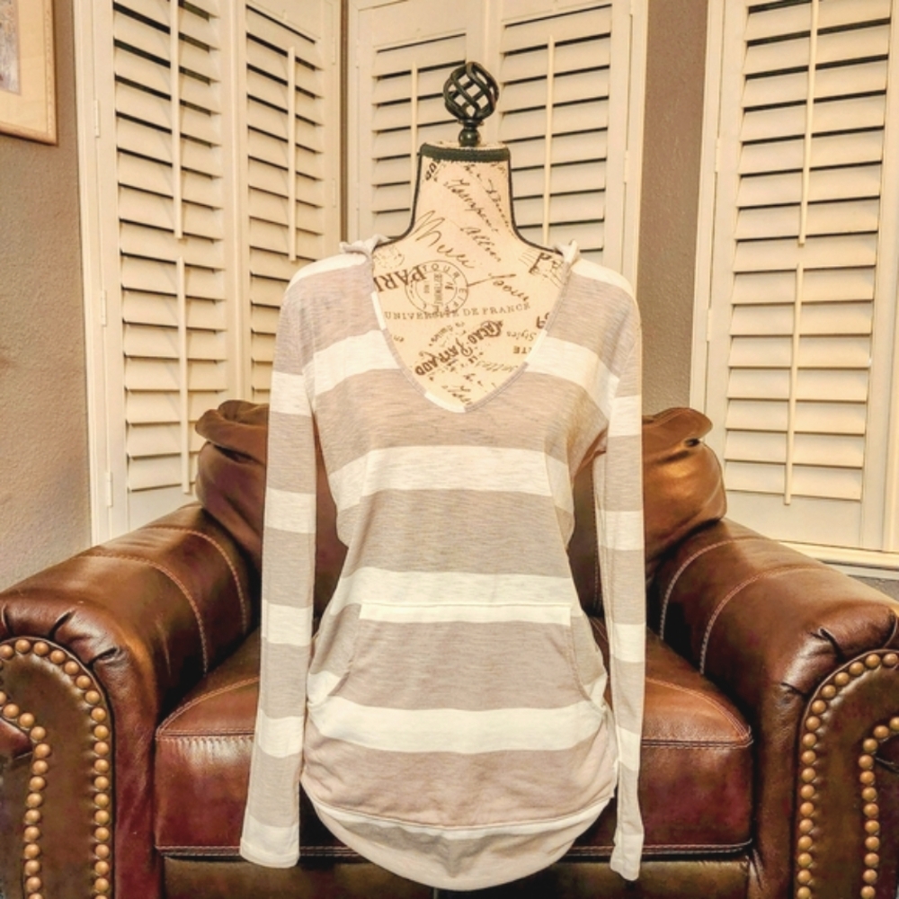 Merona White/Grey Relaxed Long Sleeve Tee